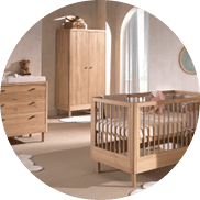 Home 18 Zachte babykamer met knusse wieg, pasteltinten en zorgvuldige afwerking – een veilige en warme plek voor de allerkleinsten.
