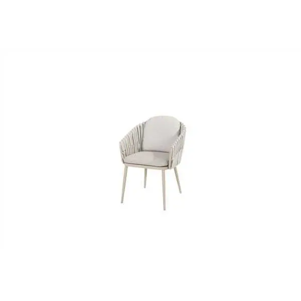 Diningstoel in latte met twee kussens voor buiten - 1240-1517 Diningstoel in latte met twee kussens voor buiten - 1240-1517