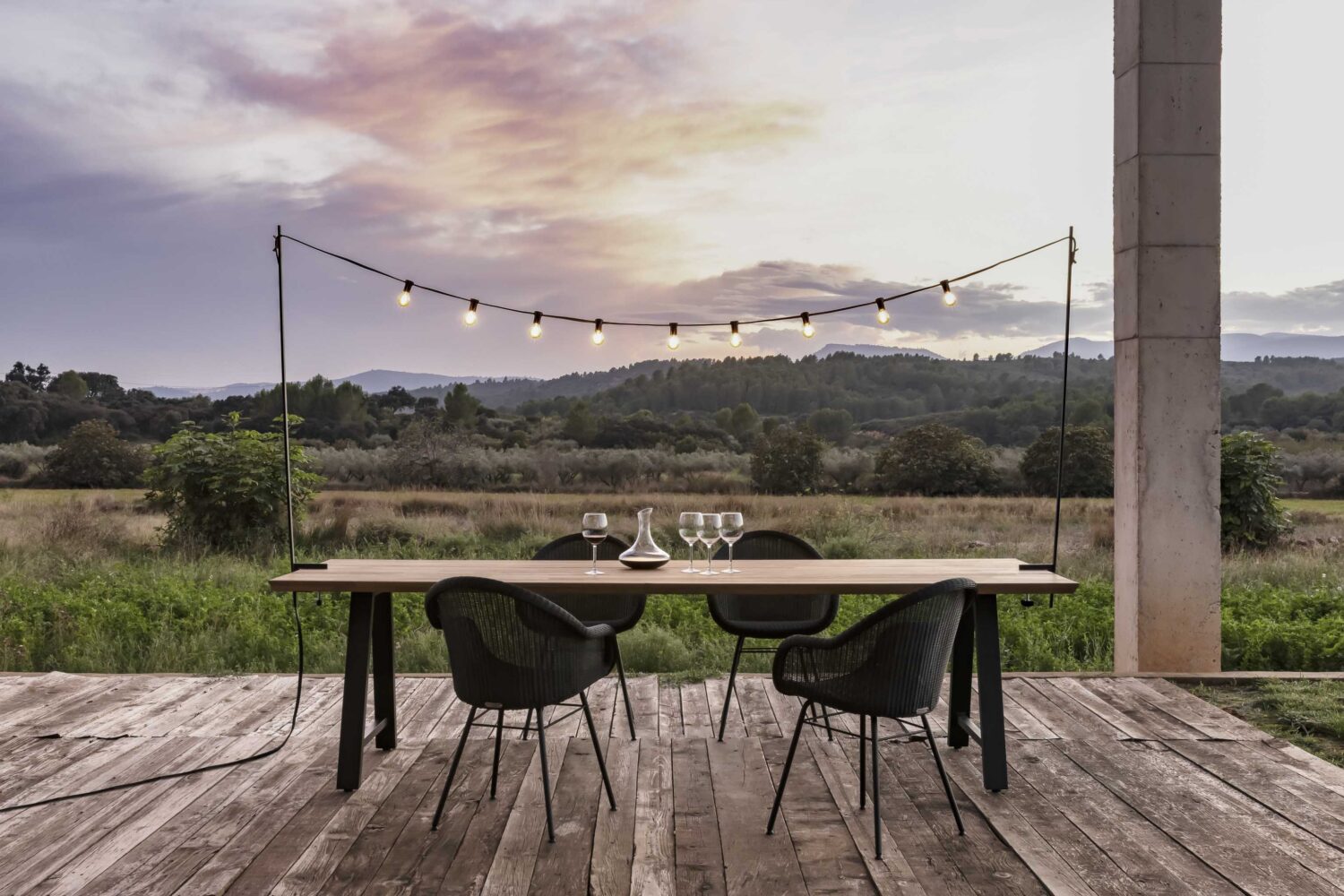 Tuinset Gaverzicht tafel met 4 stoelen en geweldig uitzicht