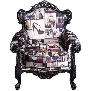 Fauteuil 92 x 107 x 86 cm, structure métallique noire mate, habillage en tissu