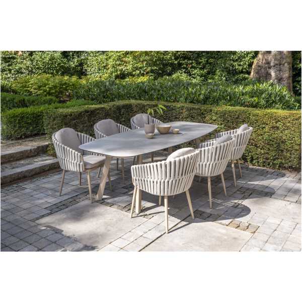 Diningstoel in latte met twee kussens voor buiten - 1240-1517 Diningstoel in latte met twee kussens voor buiten - 1240-1517