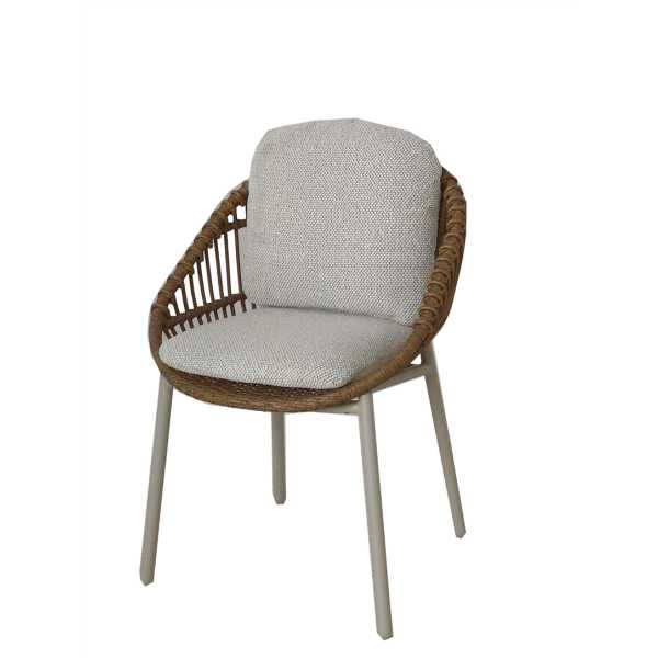 Aluminium tuinarmstoel met wicker afwerking Aluminium tuinarmstoel met wicker afwerking